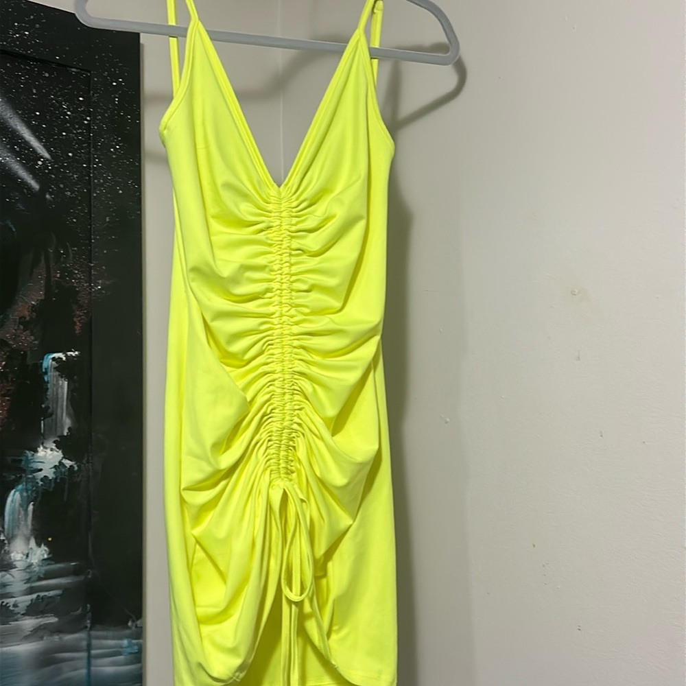 Neon yellow scrunch club dress